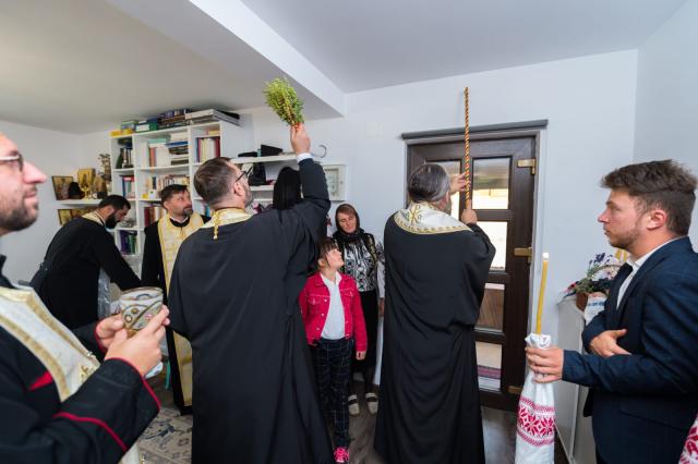 Slujbă arhierească la Parohia Podolenii de Sus