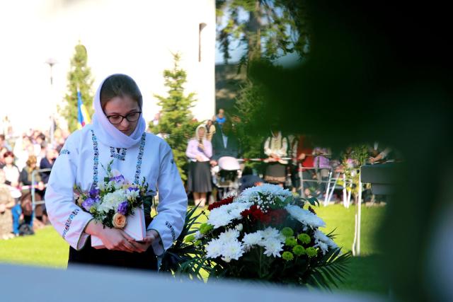 Mănăstirea Vorona, în veșminte de sărbătoare: „Maica Domnului a împlinit în viața sa dragostea cea dumnezeiască”
