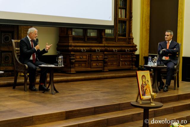 Un episcop și un profesor de muzică bizantină au vorbit despre monahism și psalmodie la IBMF