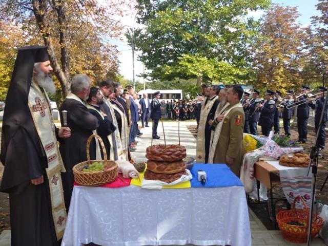 PS Antonie a sfinţit Cimitirul Eroilor Români din oraşul Făleşti