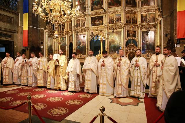 20 de ani de activitate în ogorul Bisericii: Promoția 2001 a Facultății de Teologie Ortodoxă s-a reîntâlnit la Iași