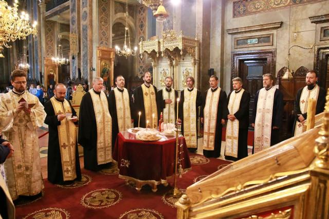 20 de ani de activitate în ogorul Bisericii: Promoția 2001 a Facultății de Teologie Ortodoxă s-a reîntâlnit la Iași