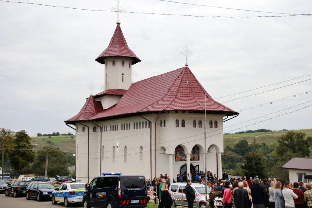 (Video) Astăzi a fost sfințită biserica Parohiei Curechiștea