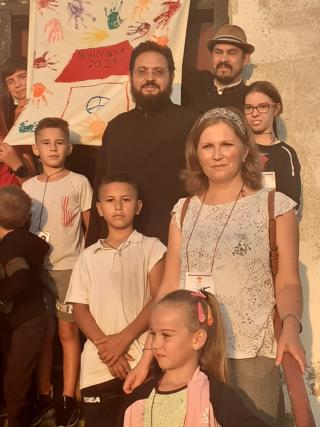Tabăra din pridvorul satului, în Parohia „Adormirea Maicii Domnului” – Schitu Duca