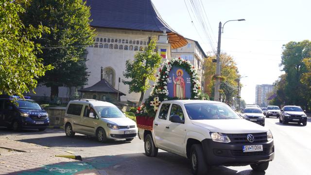 Sfântul Ioan cel Nou a binecuvântat orașul Suceava, racla cu cinstitele sale moaște fiind purtată astăzi în procesiune
