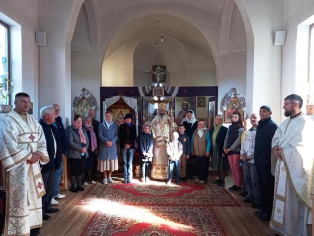PS Antonie a slujit în Parohia „Sfântul Ioan cel Nou de la Suceava” - Voloviţa, Soroca
