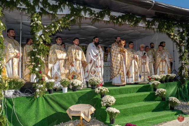 Biserica Parohiei Fulgeriș, sfinţită de către IPS Ioachim