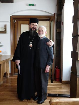 Mai săraci pe pământ, mai bogați în cer