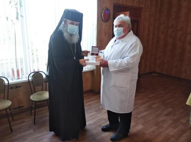 Savantul doctor Vasile Ţurcan a primit distincţia „Crucea Bălţeană”