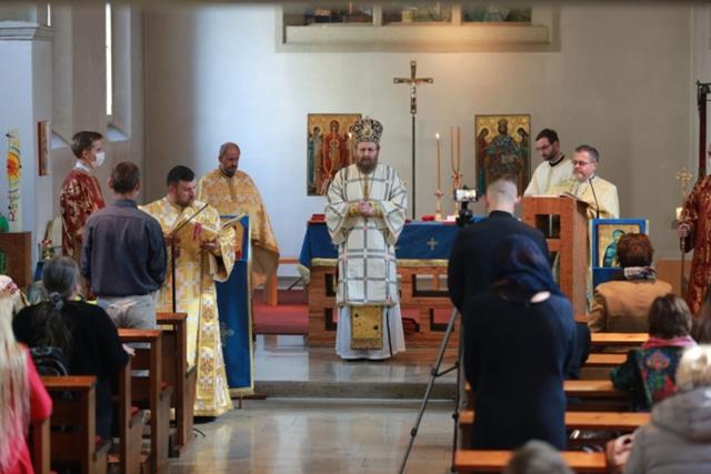 Slujbă panortodoxă și Liturghie Arhierească în cinstea Sfintei Parascheva, la München
