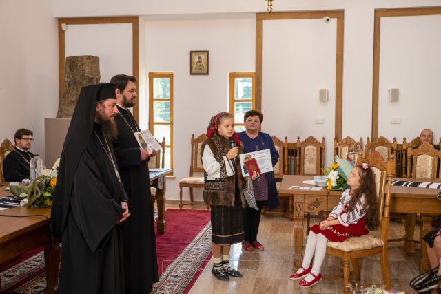 Ceremonia de premiere a câștigătorilor Concursului național de recitare „Glas de copil – Maica Domnului, Darul lui Dumnezeu pentru oameni”, ediția I