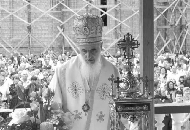 Preasfinţitul Părinte Vasile Flueraş a trecut la cele veşnice