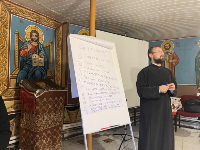 Curs de formare pentru 25 de preoți din Protoieria Bacău