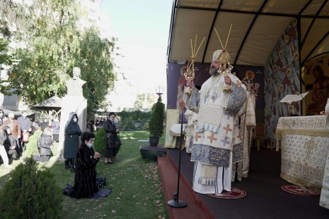 PS Părinte Nichifor Botoșăneanul: „Viața creștinului trebuie să fie o pregătire permanentă pentru întâlnirea cu Dumnezeu”