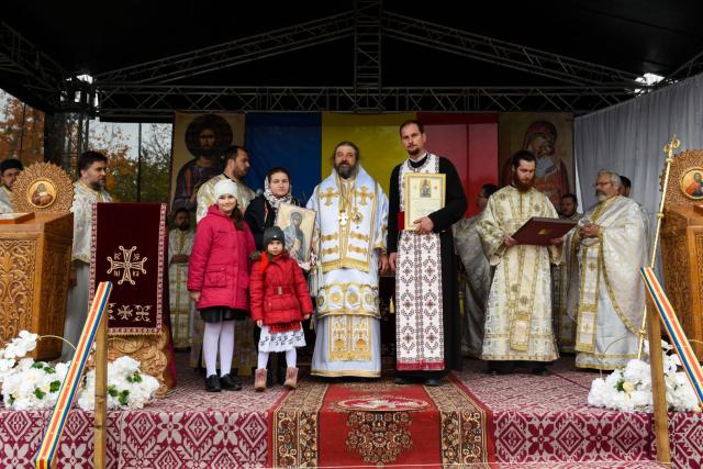 Ansamblul Parohiei Poiana – Brăești a fost sfințit de PS Nichifor Botoșăneanul