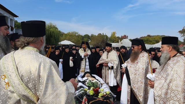 In memoriam: Ieromonahul Adrian Tănăselea - duhovnic blând și multrăbdător în suferință