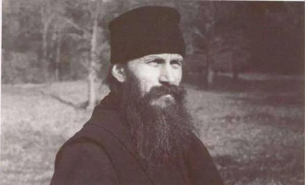 15 ani de la moartea arhimandritului Ioanichie Bălan ‒ „Caută pacea în ascultare întâi”