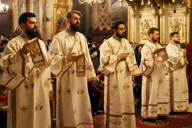 (Video) Slujbă arhierească la Catedrala Mitropolitană din Iași