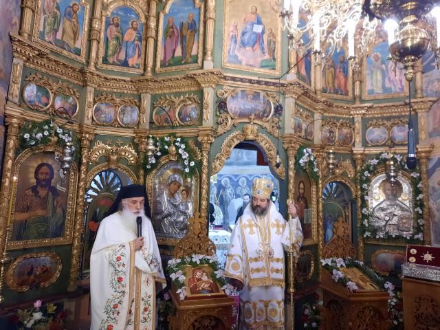 Hram la Mănăstirea Coșula: „Nu este timp, nu este loc în care lumina Lui Dumnezeu să nu poată pătrundă”