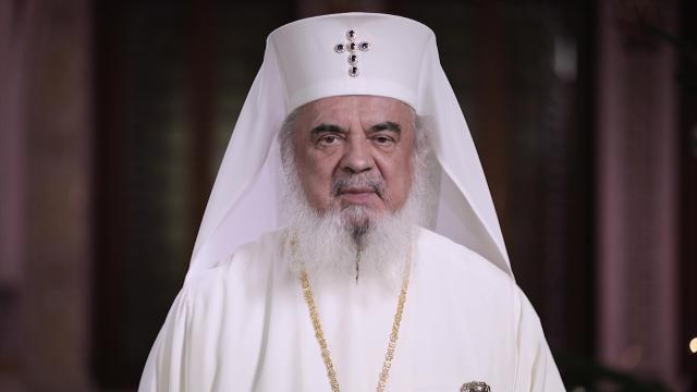 (Video) Mesajul Preafericitului Părinte Daniel, Patriarhul României, cu prilejul Sărbătorii Nașterii Domnului, Anului Nou și Botezeul Domnului 2022