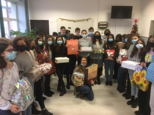 „Dăruiesc pentru că iubesc!” – Proiect de voluntariat inițiat de Protopopiatul Botoșani