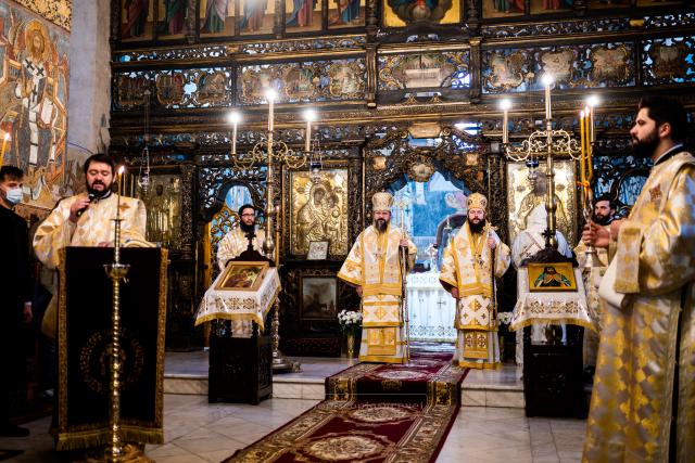 La împlinirea a 30 de ani de la înființare, Seminarul Teologic Liceal Ortodox „Mitropolitul Dosoftei” din Suceava și-a cinstit ocrotitorul