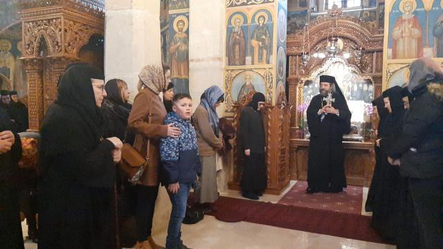 Sora Françoise Détouche, călugărită la Mănăstirea Văratic de PS Părinte Nichifor Botoșăneanul