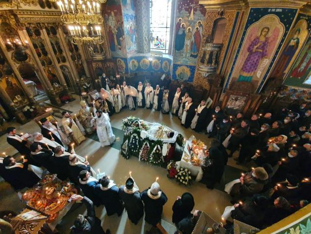IPS Teodosie a oficiat slujba înmormântării preotului Florin Filip