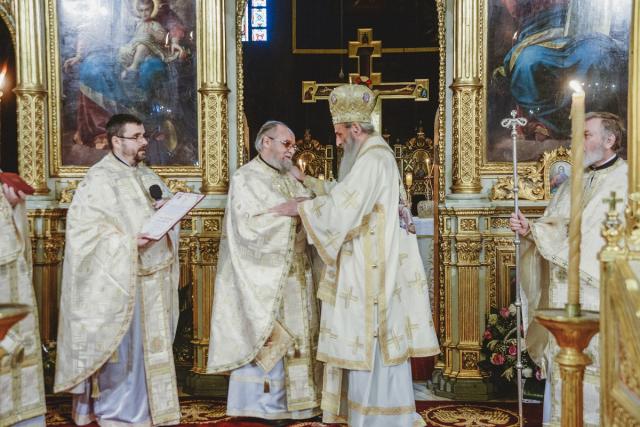 Hramul Facultății de Teologie din Iași, în prezența a trei ierarhi. Unui părinte profesor emerit i-a fost acordată distincția „Crucea Patriarhală”
