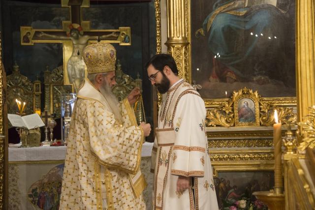 Slujiri arhierești la Iași, la pomenirea Sfântului Ierarh Iosif cel Milostiv: „Dar al Basarabiei pentru neamul românesc”