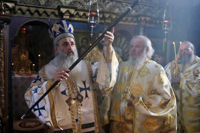 IPS Părinte Mitropolit Teofan în Duminica vindecării leproșilor: „Recunoștința față de Dumnezeu se arată prin participarea noastră la Dumnezeiasca Liturghie”