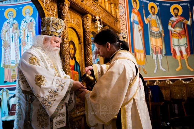Praznicul Întâmpinării Domnului a fost sărbătorit prin Liturghie arhierească la Paraclisul Mănăstirii „Sfântul Ioan cel Nou”