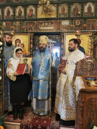 Slujbe arhierești în județul Botoșani: PS Nichifor Botoșăneanul a hirotonit un preot și a slujit la Mănăstirea Gorovei