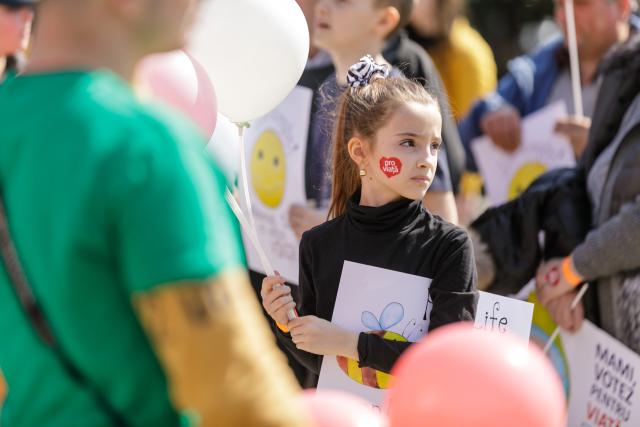 „Marșul pentru viață”, organizat în cinci municipii din Arhiepiscopia Iașilor. Solidaritate și pentru susținerea mamelor și copiilor refugiați din Ucraina