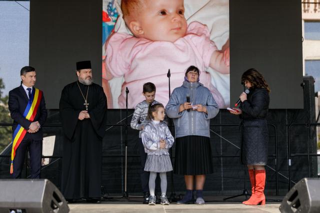 „Marșul pentru viață”, organizat în cinci municipii din Arhiepiscopia Iașilor. Solidaritate și pentru susținerea mamelor și copiilor refugiați din Ucraina