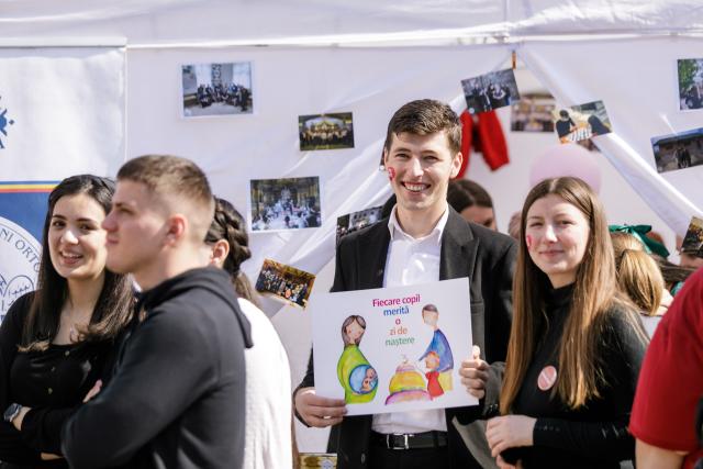 „Marșul pentru viață”, organizat în cinci municipii din Arhiepiscopia Iașilor. Solidaritate și pentru susținerea mamelor și copiilor refugiați din Ucraina