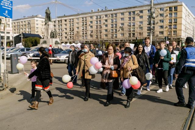 „Marșul pentru viață”, organizat în cinci municipii din Arhiepiscopia Iașilor. Solidaritate și pentru susținerea mamelor și copiilor refugiați din Ucraina