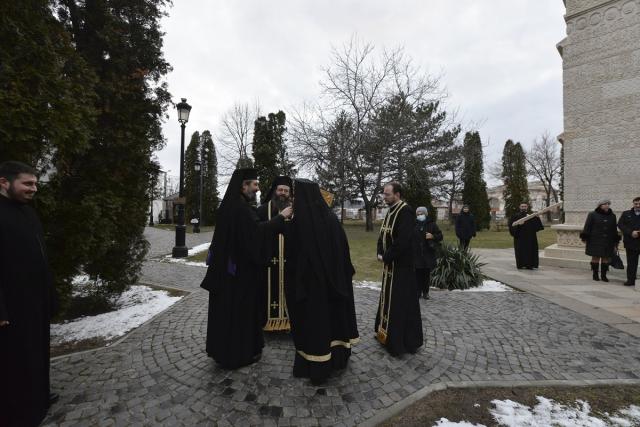 PS Părinte Nichifor Botoșăneanul, la slujba Canonului: „Adevărata pocăință nu înseamnă o învinovățire, ci hotărâre de a ne schimba viața”