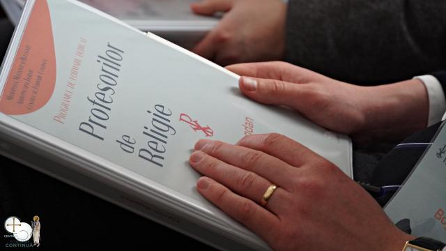 Centrul de Formare Continuă a organizat primul curs de pregătire pentru profesorii de religie debutanți