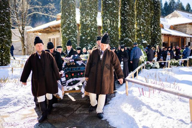 Stavrofora Irina Pântescu a fost înmormântată la Mănăstirea Voroneț