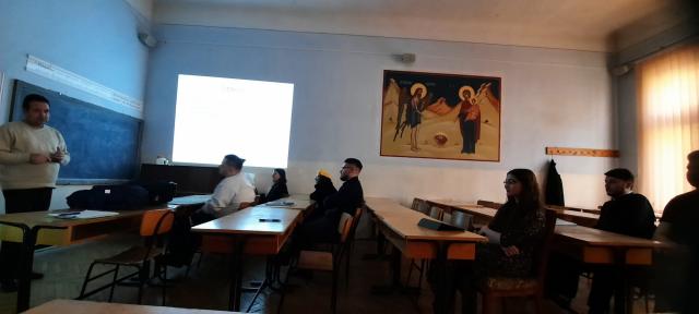 Atelier despre timpul personal și timpul educațional, la Facultatea de Teologie Ortodoxă „Dumitru Stăniloae” din Iaşi