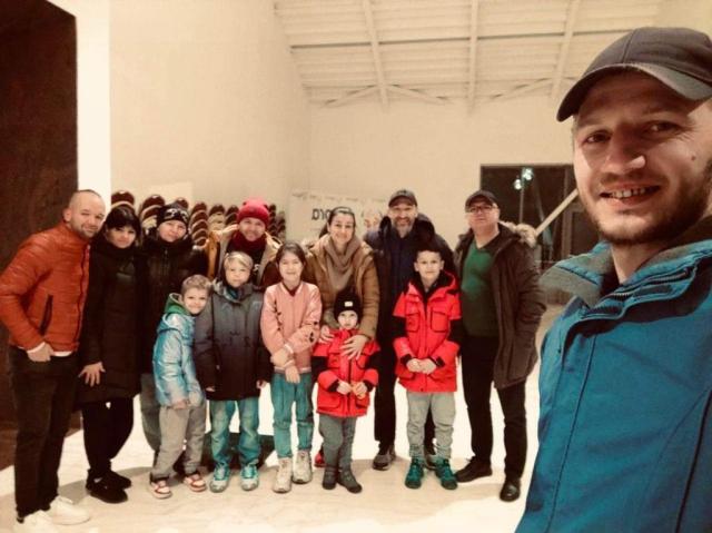 Hrană și îmbrățișări calde: angajații Spitalului Providența, solidari cu zeci de refugiați din Ucraina