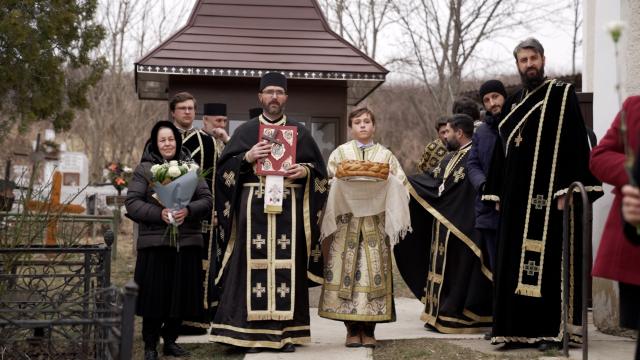 Slujbă arhierească și sfințire de casă socială la Parohia „Sf. Varvara” din Șorogari