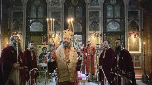 PS Părinte Nichifor Botoșăneanul, la slujba Canonului: „Adevărata pocăință nu înseamnă o învinovățire, ci hotărâre de a ne schimba viața”