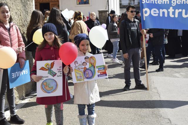 „Marșul pentru viață” – 2022: Cum a fost la Piatra Neamț, Botoșani, Dorohoi și Darabani