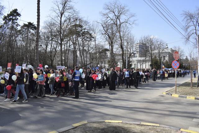 „Marșul pentru viață” – 2022: Cum a fost la Piatra Neamț, Botoșani, Dorohoi și Darabani