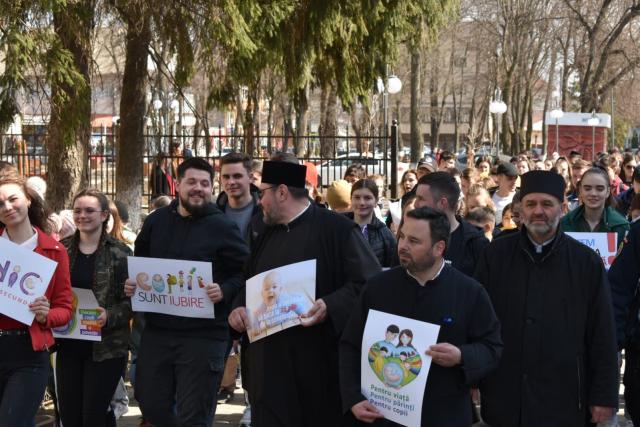 „Marșul pentru viață” – 2022: Cum a fost la Piatra Neamț, Botoșani, Dorohoi și Darabani
