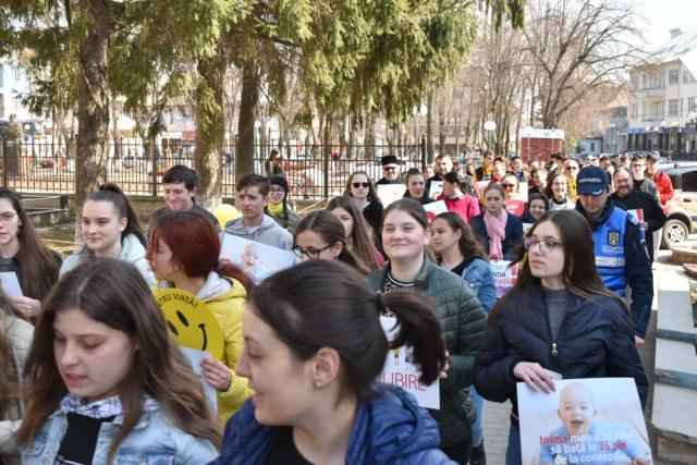 „Marșul pentru viață” – 2022: Cum a fost la Piatra Neamț, Botoșani, Dorohoi și Darabani
