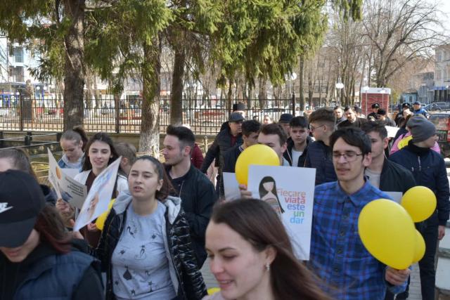 „Marșul pentru viață” – 2022: Cum a fost la Piatra Neamț, Botoșani, Dorohoi și Darabani