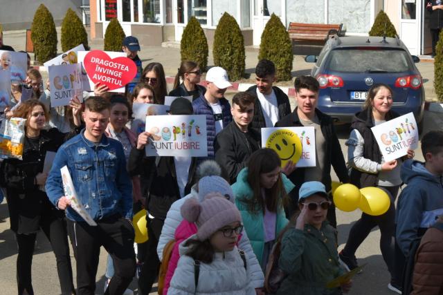 „Marșul pentru viață” – 2022: Cum a fost la Piatra Neamț, Botoșani, Dorohoi și Darabani
